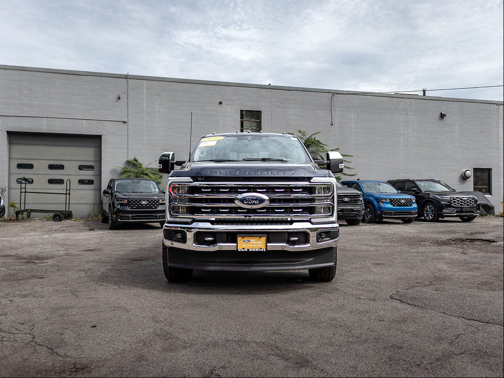 Certified 2023 Ford F250 Lariat w/ Lariat Ultimate Package AWD/4WD image 10