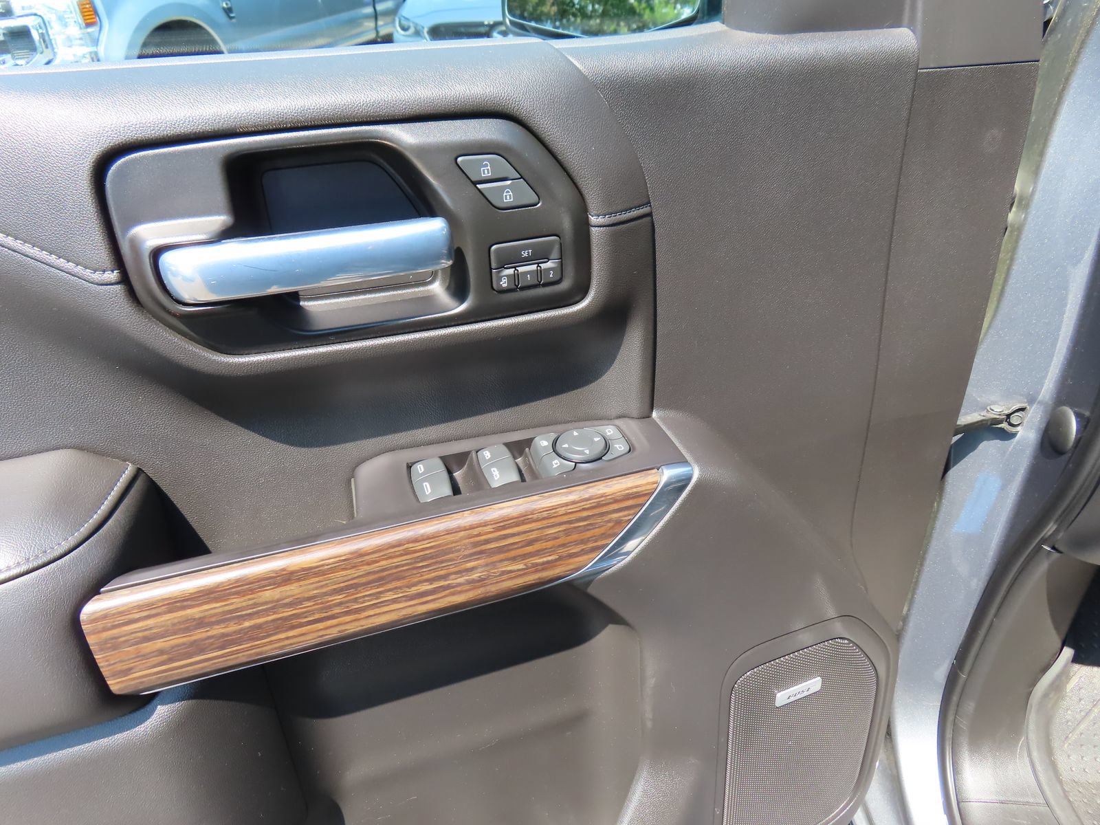 Used 2019 Chevrolet Silverado 1500 High Country AWD/4WD image 13