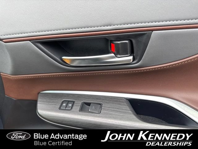 Used 2022 Toyota Venza Limited w/ Advanced Technology Package AWD/4WD image 29