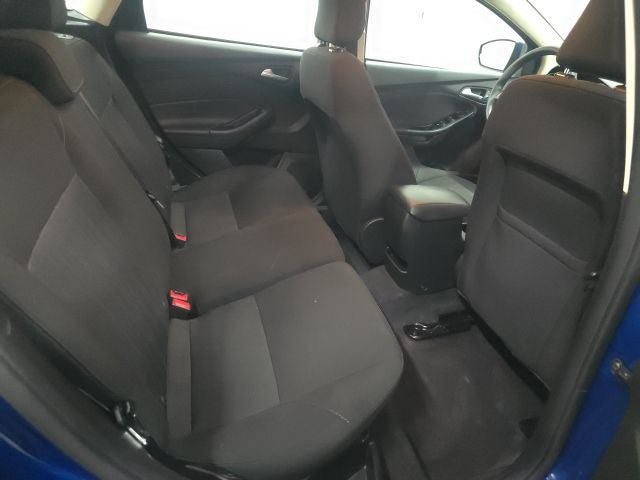 Certified 2018 Ford Focus SE FWD image 6