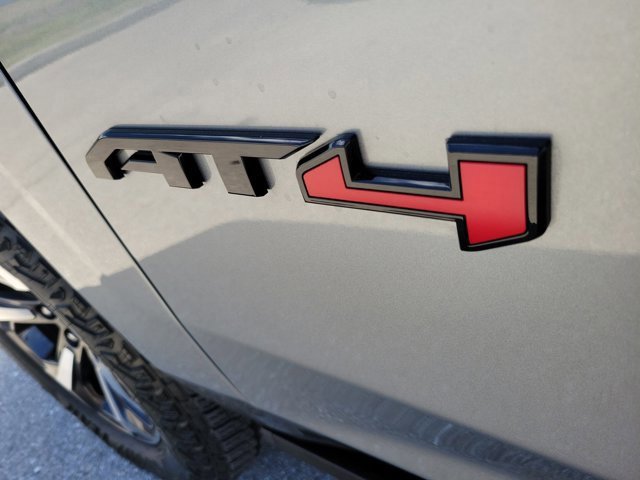 Used 2025 GMC Yukon XL AT4 Ultimate w/ LPO, Floor Liner Package image 10