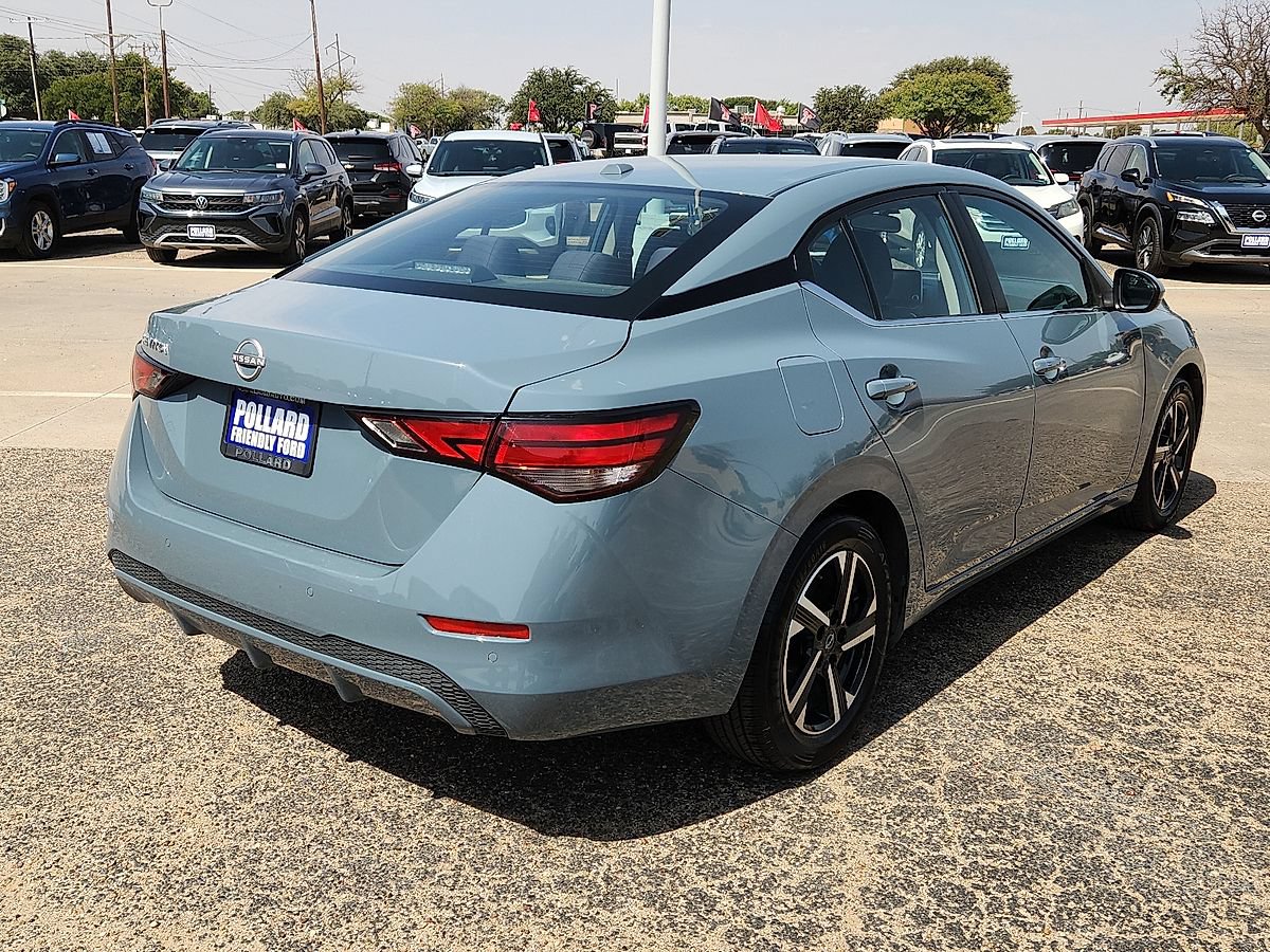 Used 2025 Nissan Sentra SV FWD image 4