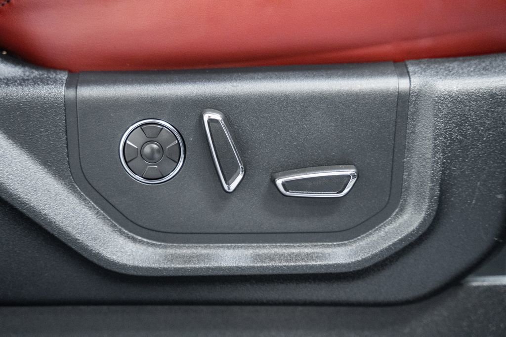 Certified 2020 Ford F350 Platinum w/ FX4 Off-Road Package image 45