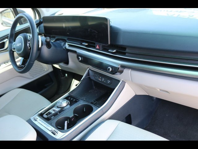 Used 2025 Kia Carnival SX Prestige FWD image 7