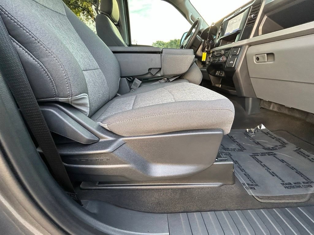 Certified 2025 Ford F250 XL w/ STX Appearance Package AWD/4WD image 25