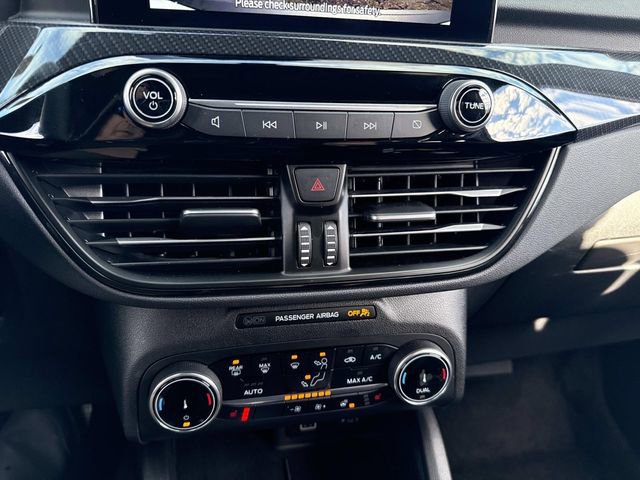 Certified 2025 Ford Escape ST-Line Select image 24