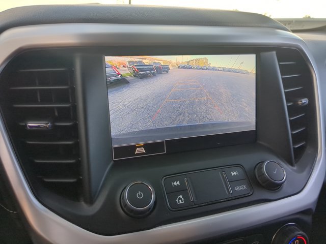 Used 2023 GMC Acadia SLE w/ Driver Convenience Package FWD image 24