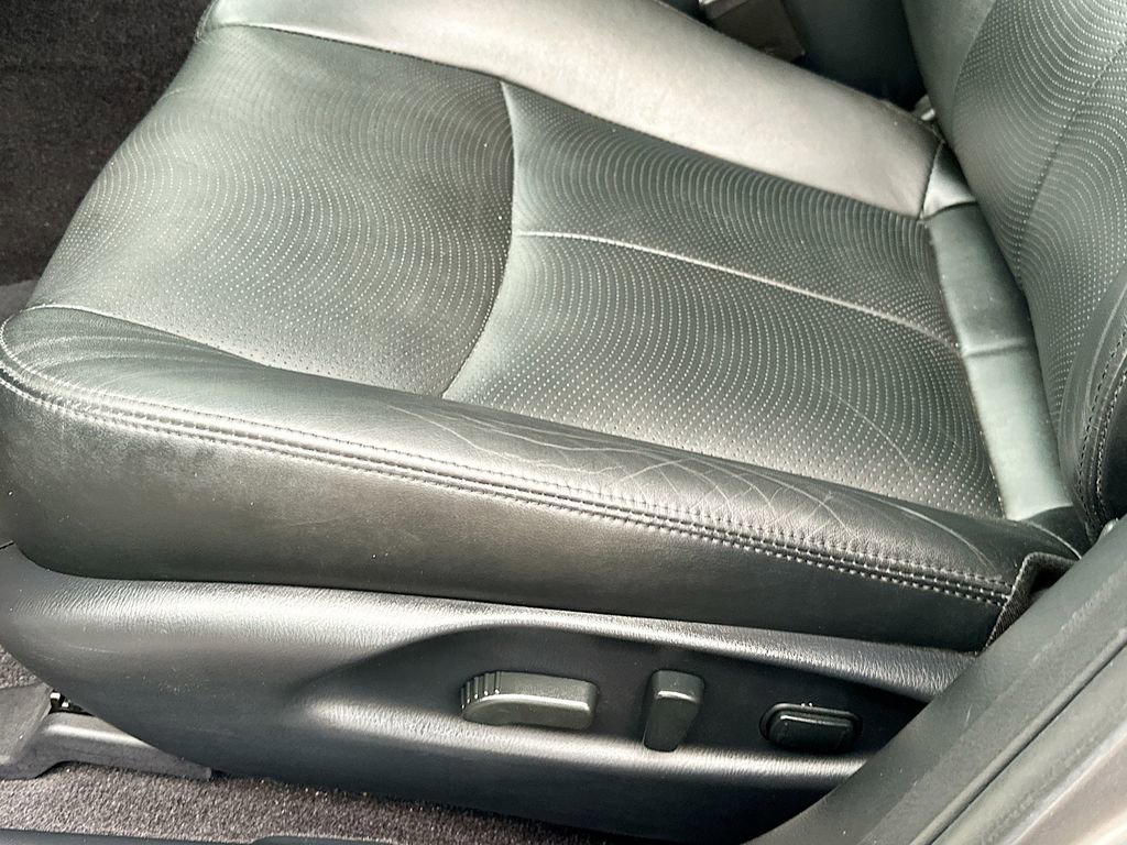 Used 2018 INFINITI Q70 Luxe w/ Proactive Package AWD/4WD image 10