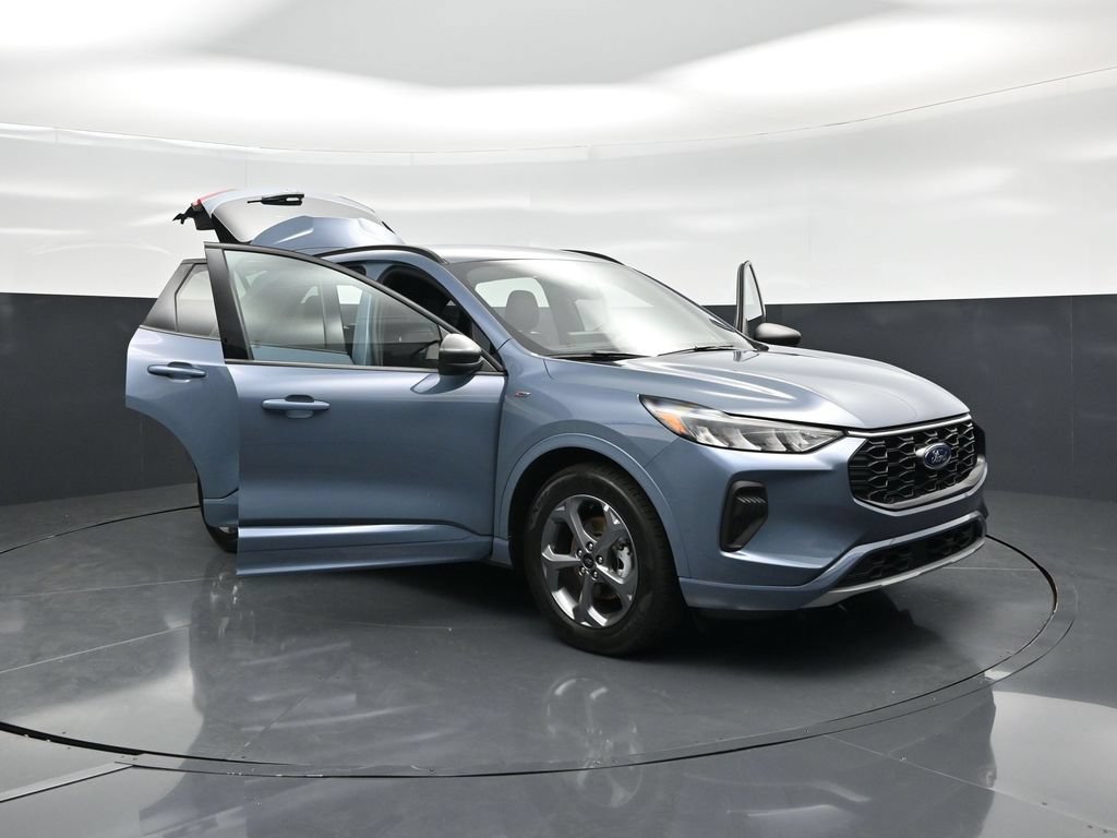 Certified 2024 Ford Escape ST-Line w/ Tech Pack #1 FWD image 27