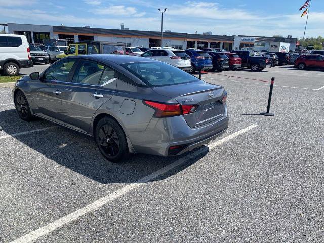 Used 2024 Nissan Altima 2.5 S FWD image 2
