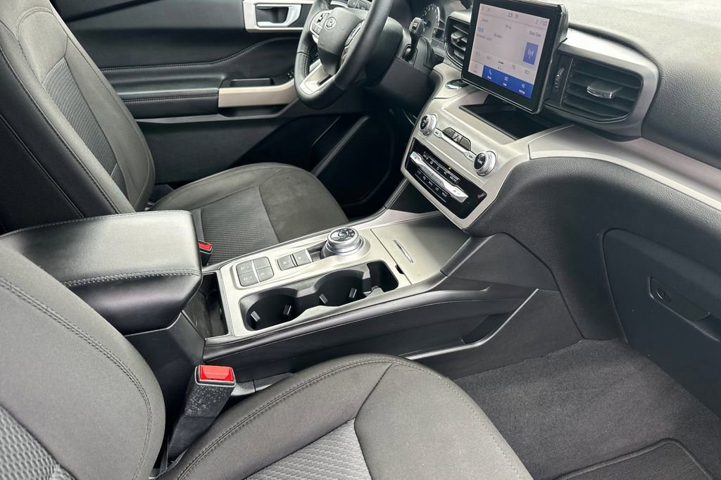 Certified 2023 Ford Explorer XLT image 19