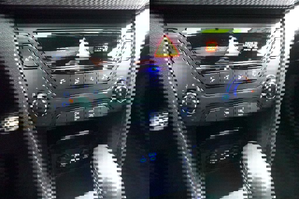 Used 2018 Hyundai Elantra Sport image 19