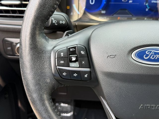 Certified 2020 Ford Escape Titanium w/ Titanium Premium Package 2.0 AWD/4WD image 40
