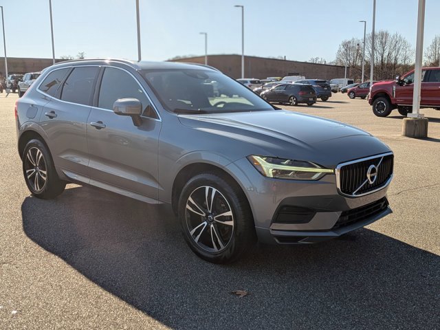 Used 2020 Volvo XC60 T5 Momentum w/ Protection Package Premier image 8