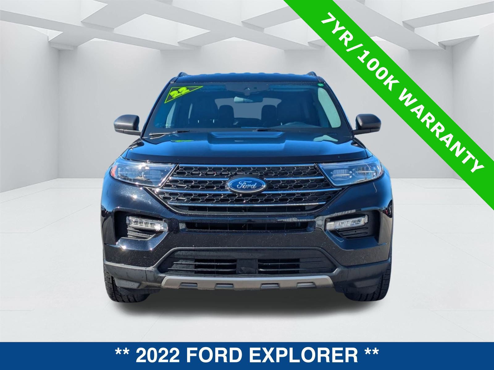 Certified 2022 Ford Explorer XLT w/ Equipment Group 202A image 8