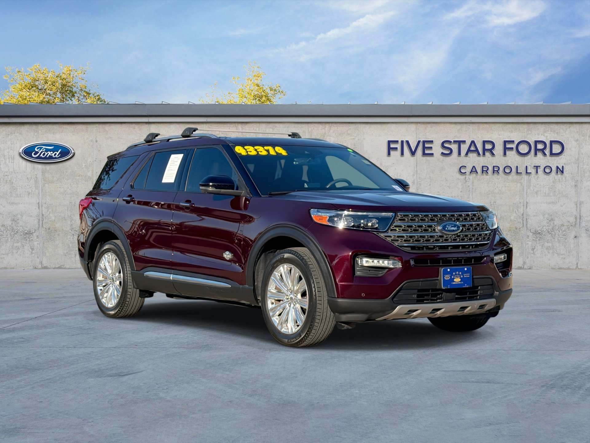 Certified 2023 Ford Explorer King Ranch w/ Technology Package AWD/4WD image 1