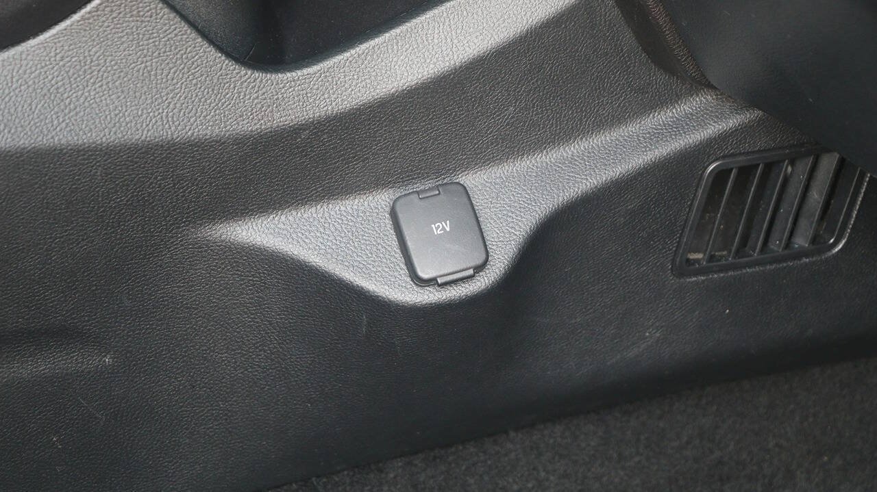 Certified 2024 Ford Edge Titanium AWD/4WD image 28