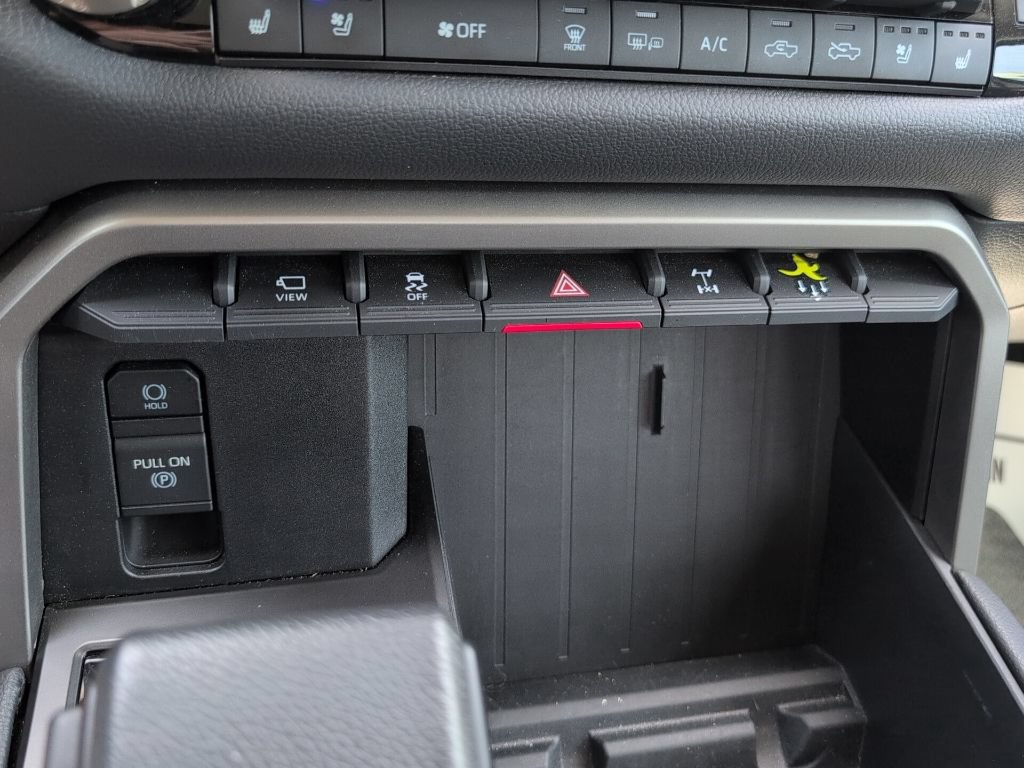 Used 2024 Toyota Tundra Limited w/ TRD Off-Road Package AWD/4WD image 20