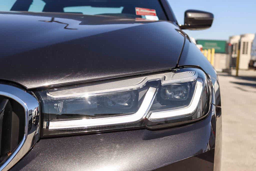 Used 2023 BMW 530e w/ Premium Package RWD image 7