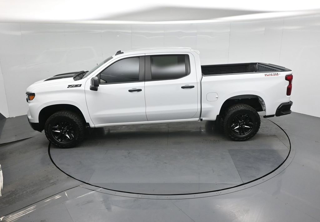 Used 2024 Chevrolet Silverado 1500 Custom Trail Boss w/ LPO, Dark Essentials Package AWD/4WD image 44