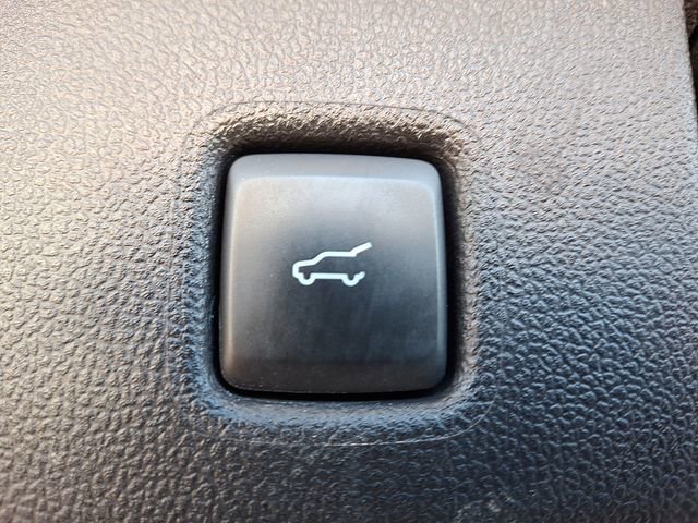 Certified 2022 Ford Escape Titanium w/ Titanium Elite Package image 31