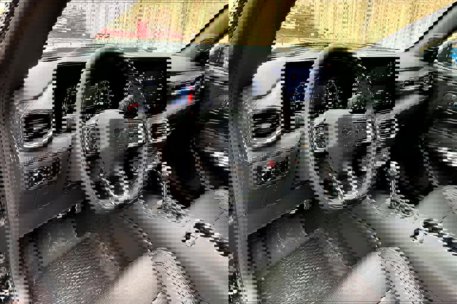 Certified 2025 Ford Mustang Premium image 19