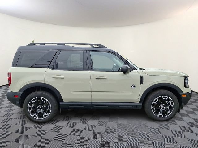 Certified 2025 Ford Bronco Sport Outer Banks w/ Outer Banks Tech Package+ AWD/4WD image 8