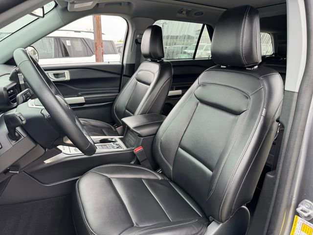 Certified 2023 Ford Explorer XLT w/ Equipment Group 202A AWD/4WD image 14