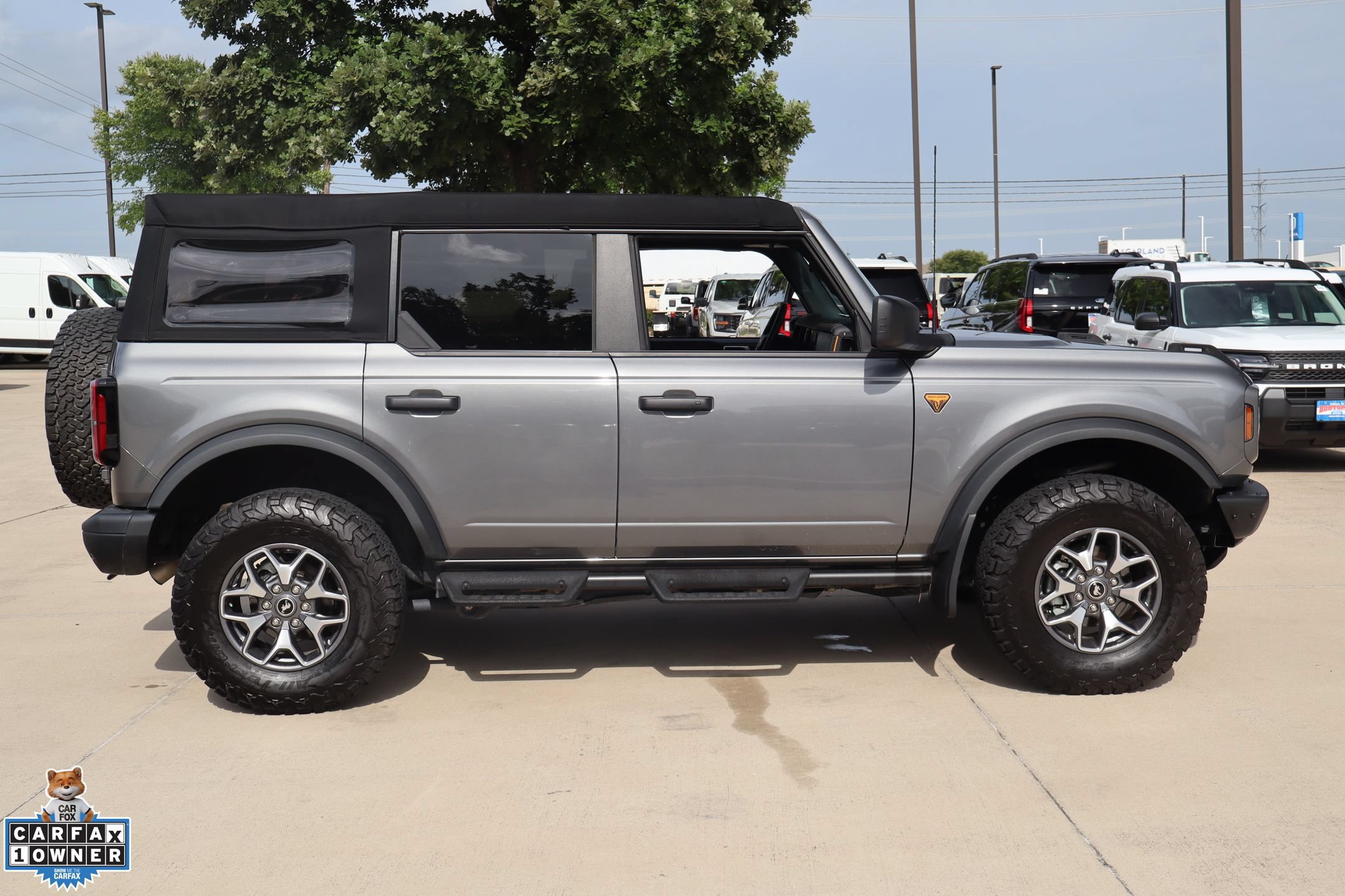 Certified 2024 Ford Bronco Badlands AWD/4WD image 2