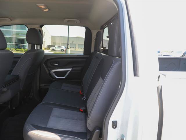 Used 2021 Nissan Titan SV AWD/4WD image 21