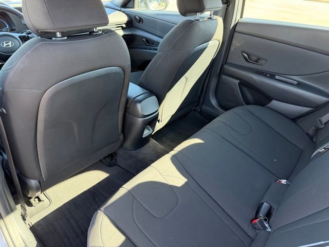 Used 2025 Hyundai Elantra Sport image 19