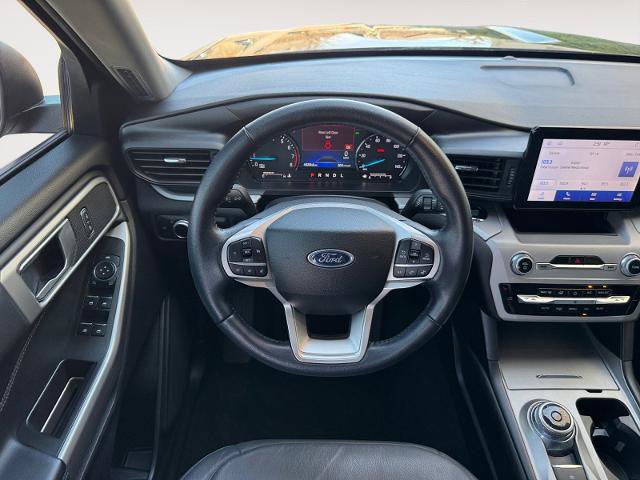 Certified 2023 Ford Explorer XLT image 12