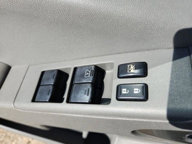 Used 2019 Nissan Frontier SV image 23