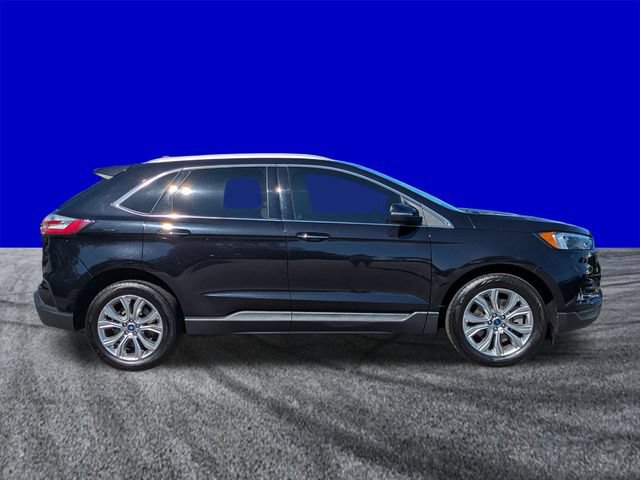 Certified 2022 Ford Edge Titanium AWD/4WD image 3
