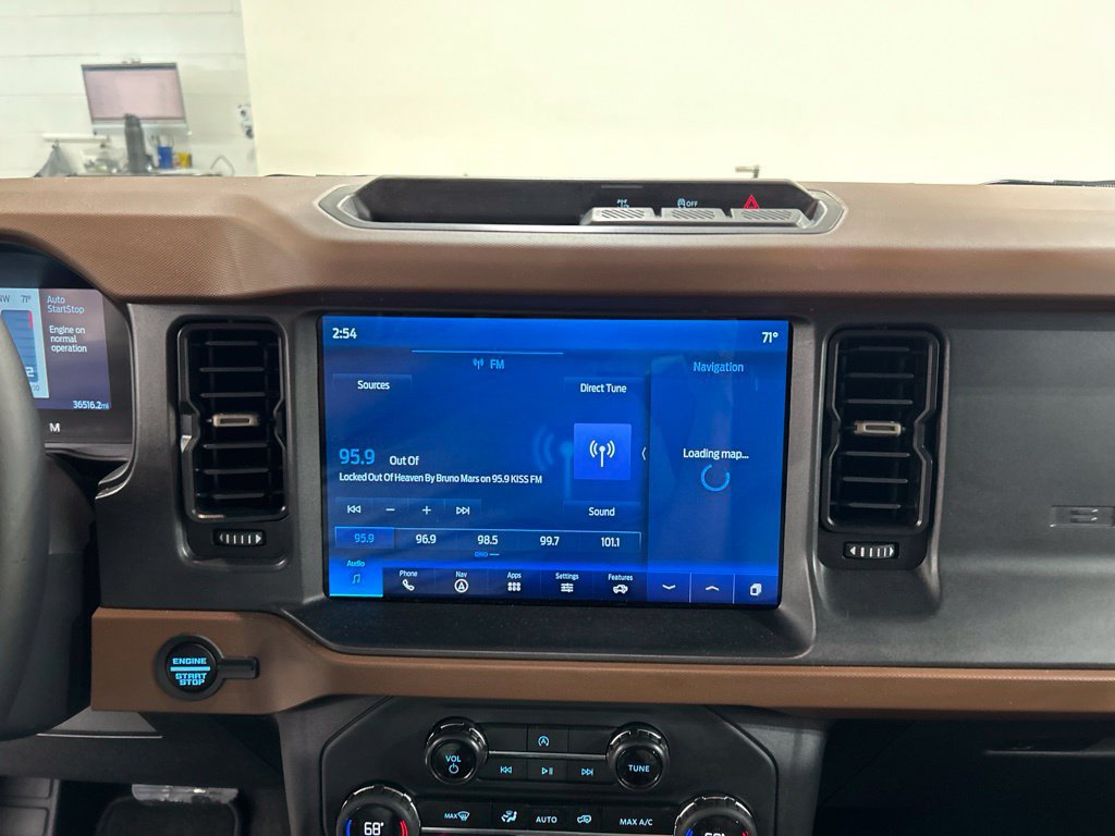 Certified 2024 Ford Bronco Outer Banks AWD/4WD image 18