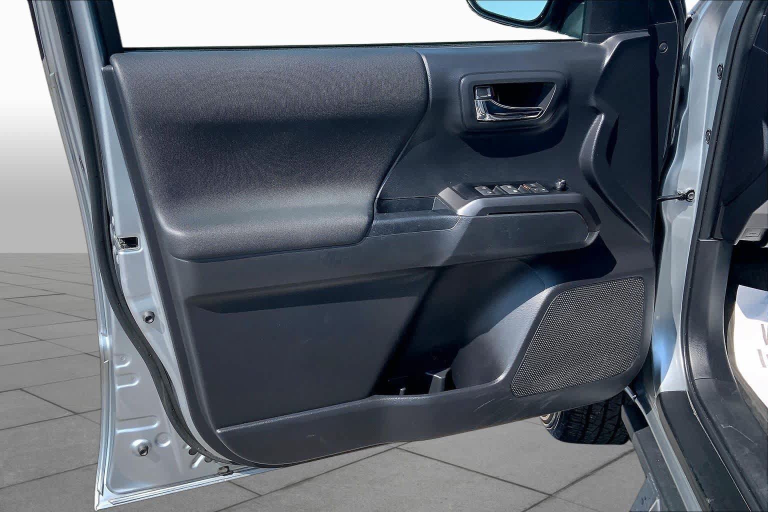 Used 2023 Toyota Tacoma TRD Sport RWD image 22
