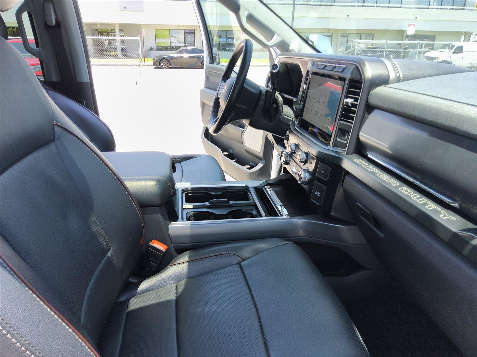 Certified 2024 Ford F350 Lariat w/ Lariat Ultimate Package AWD/4WD image 27