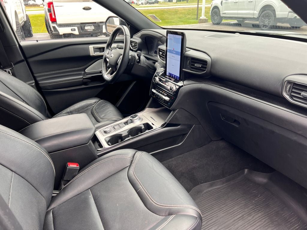 Certified 2022 Ford Explorer ST w/ ST Street Pack AWD/4WD image 18