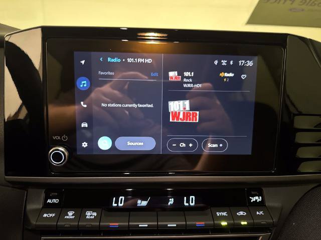 Used 2025 Toyota Camry LE w/ Convenience Package FWD image 25