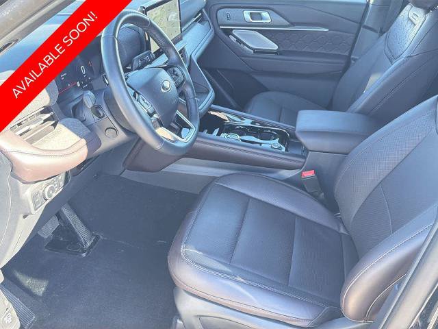 Certified 2025 Ford Explorer Platinum w/ Ultimate Package AWD/4WD image 10