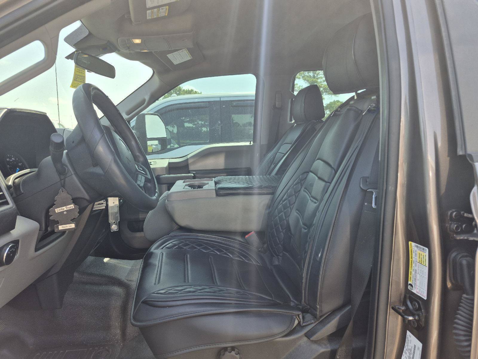 Certified 2020 Ford F250 XL w/ STX Appearance Package AWD/4WD image 2