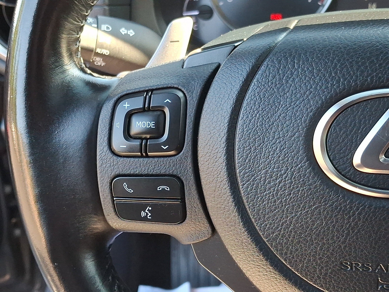 Used 2021 Lexus IS 300 w/ Comfort Package RWD image 21