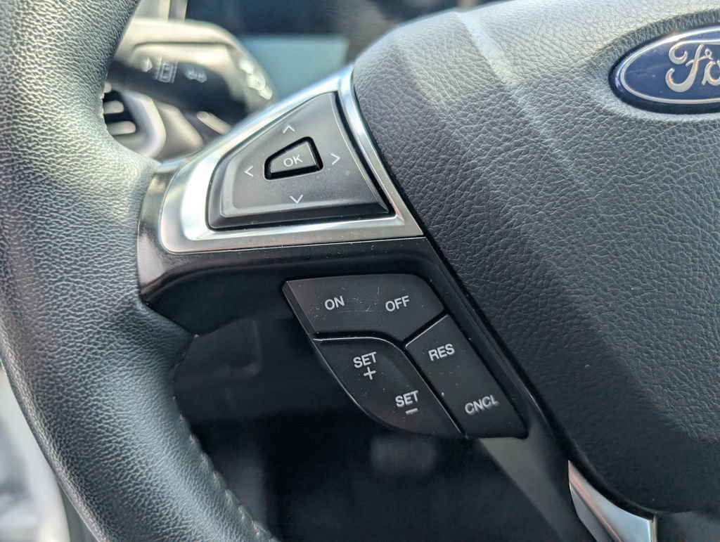 Certified 2024 Ford Edge SEL w/ Convenience Package AWD/4WD image 12