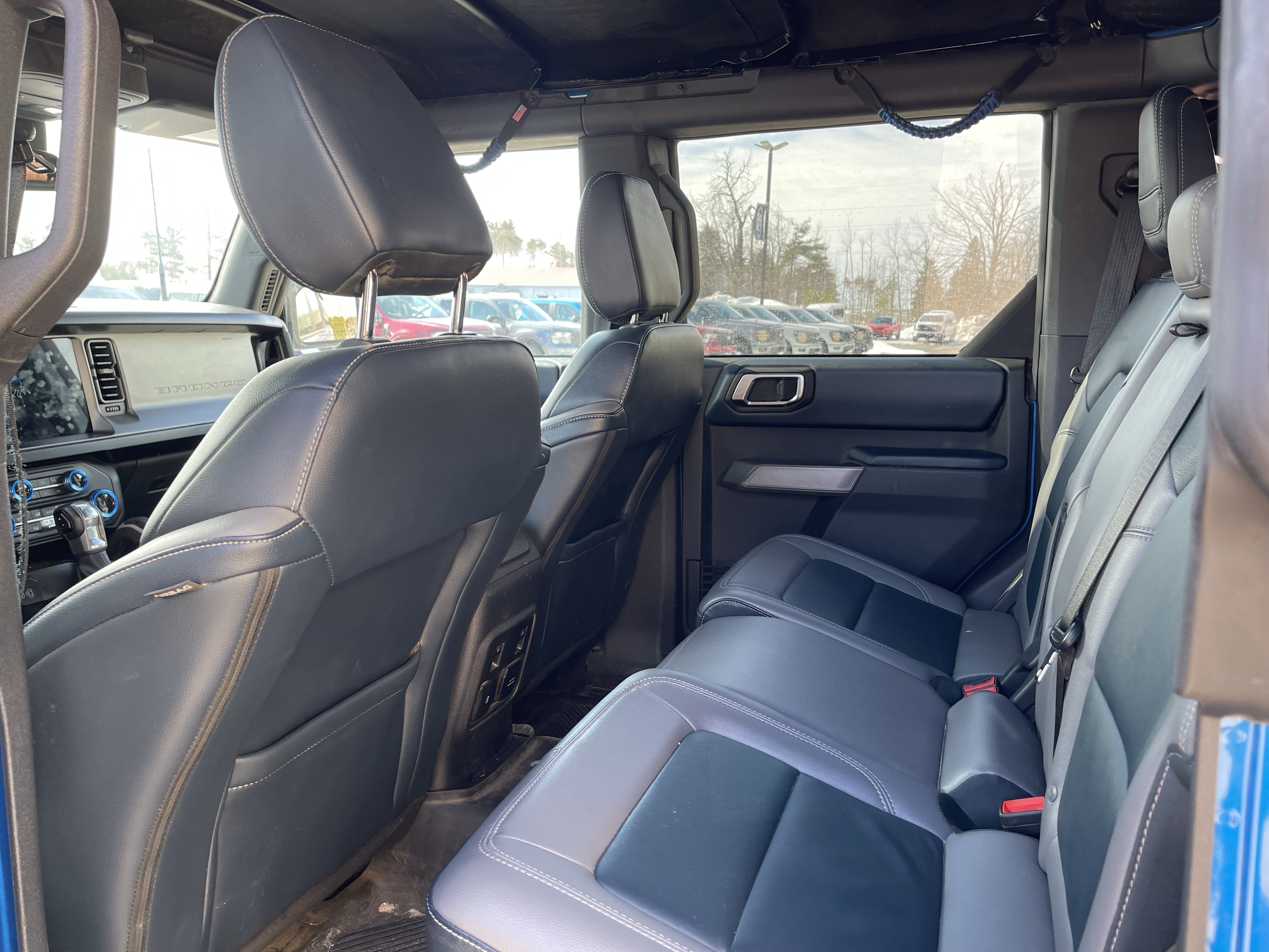 Certified 2022 Ford Bronco Outer Banks w/ Sasquatch Package image 11