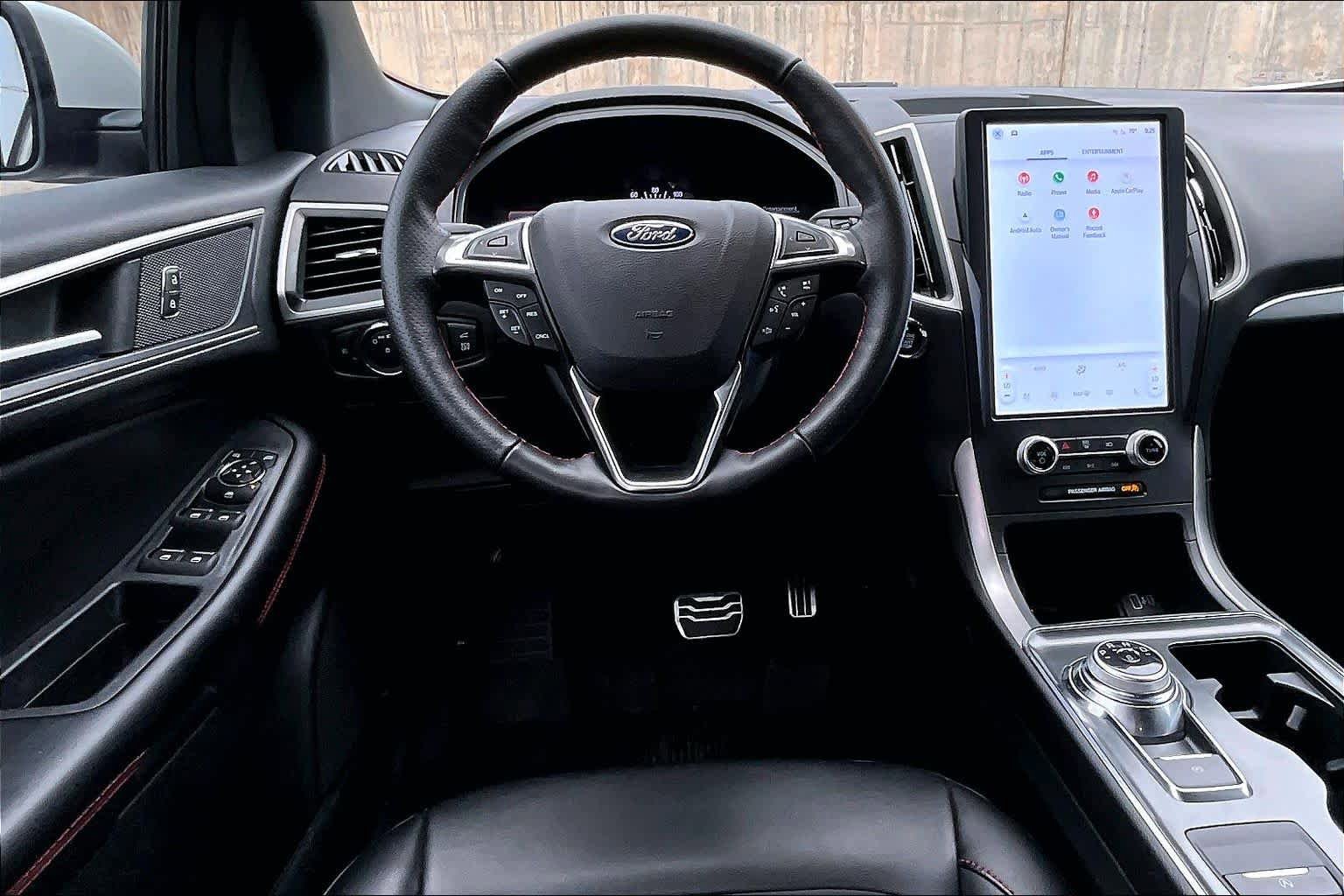 Certified 2022 Ford Edge ST-Line AWD/4WD image 5