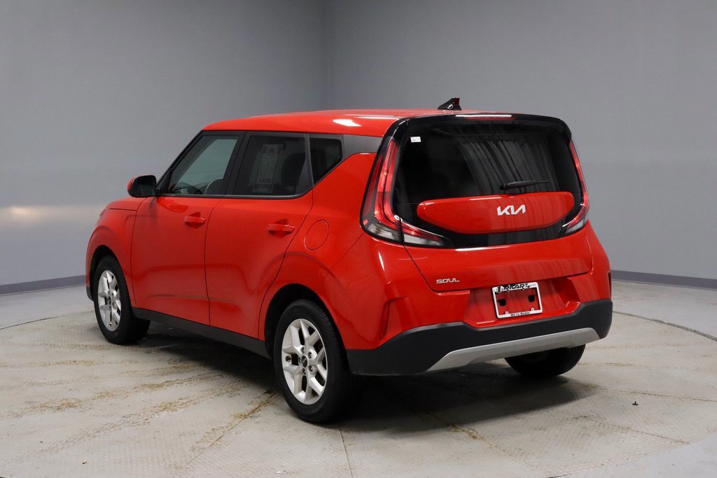 Used 2024 Kia Soul LX w/ Option Group 015 image 3