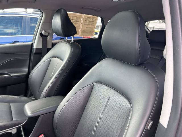 Used 2024 Hyundai Kona Limited FWD image 21