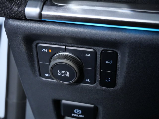 Certified 2025 Ford Expedition Platinum AWD/4WD image 26