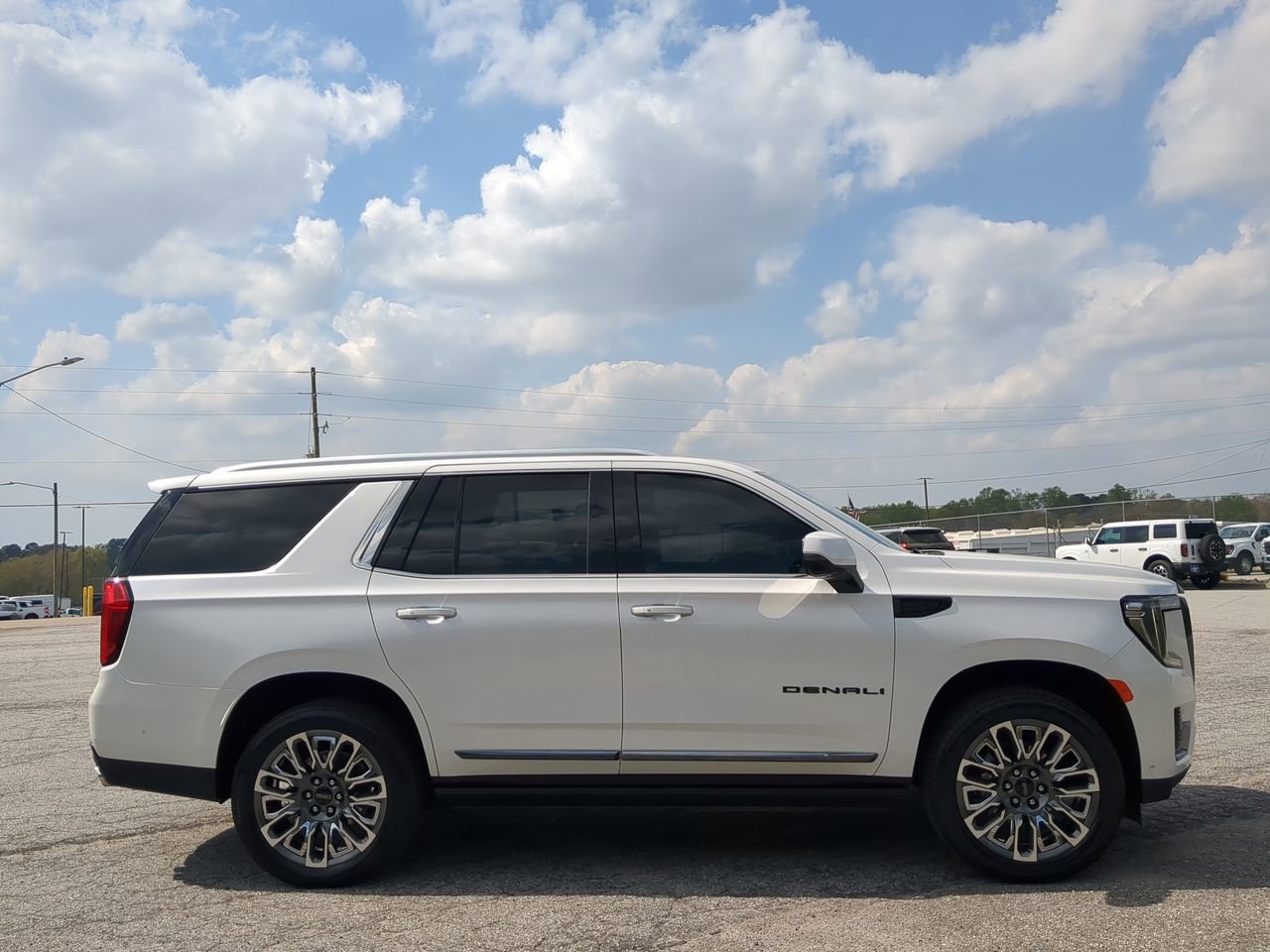 Used 2023 GMC Yukon Denali Ultimate AWD/4WD video 2
