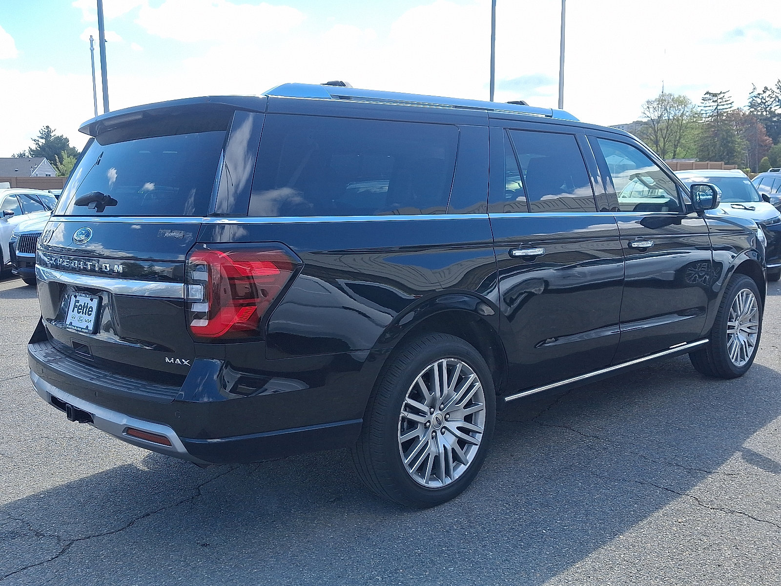 Certified 2023 Ford Expedition Max Platinum AWD/4WD image 4
